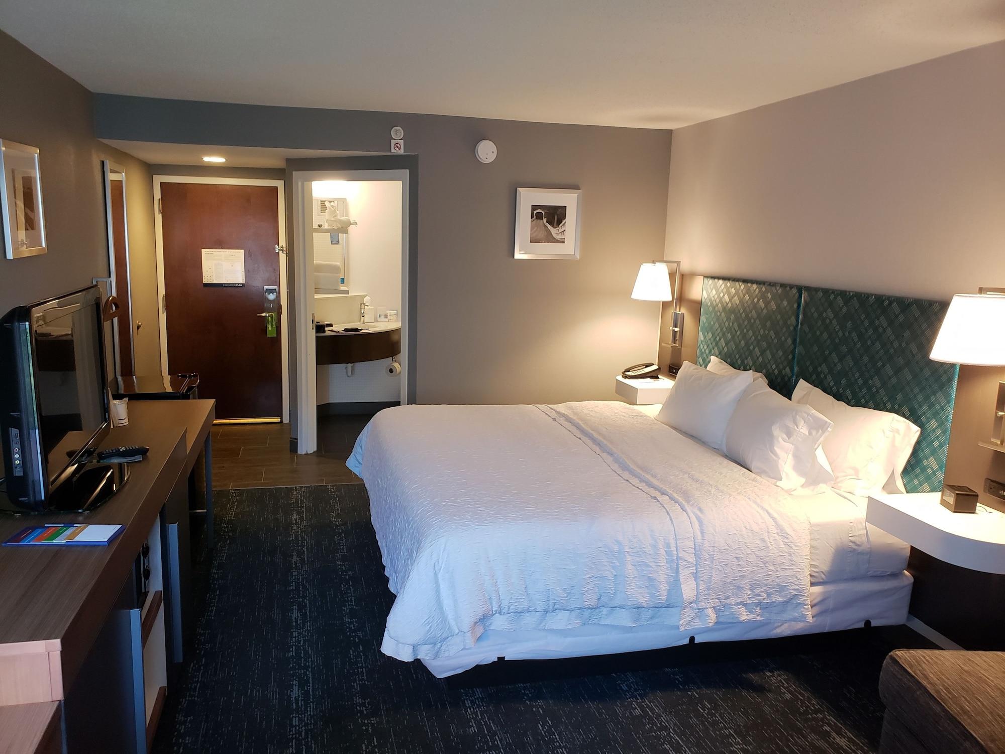 Hampton Inn & Suites Newtown Yardley Kültér fotó