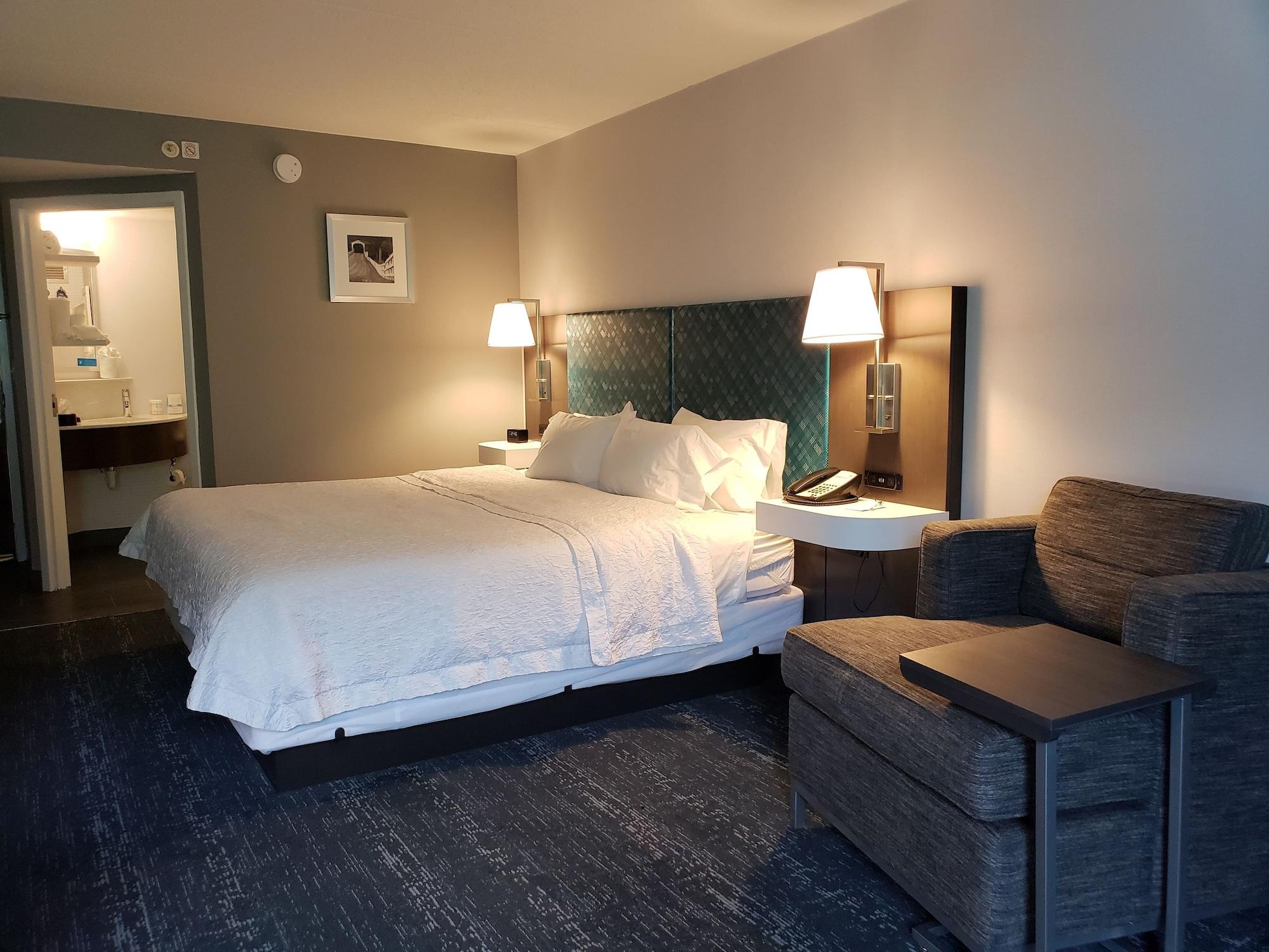 Hampton Inn & Suites Newtown Yardley Kültér fotó