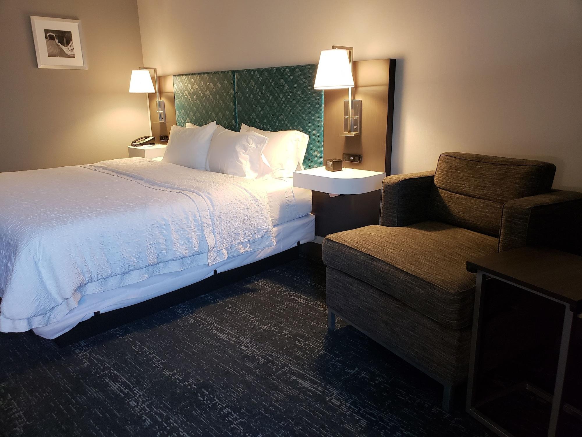 Hampton Inn & Suites Newtown Yardley Kültér fotó