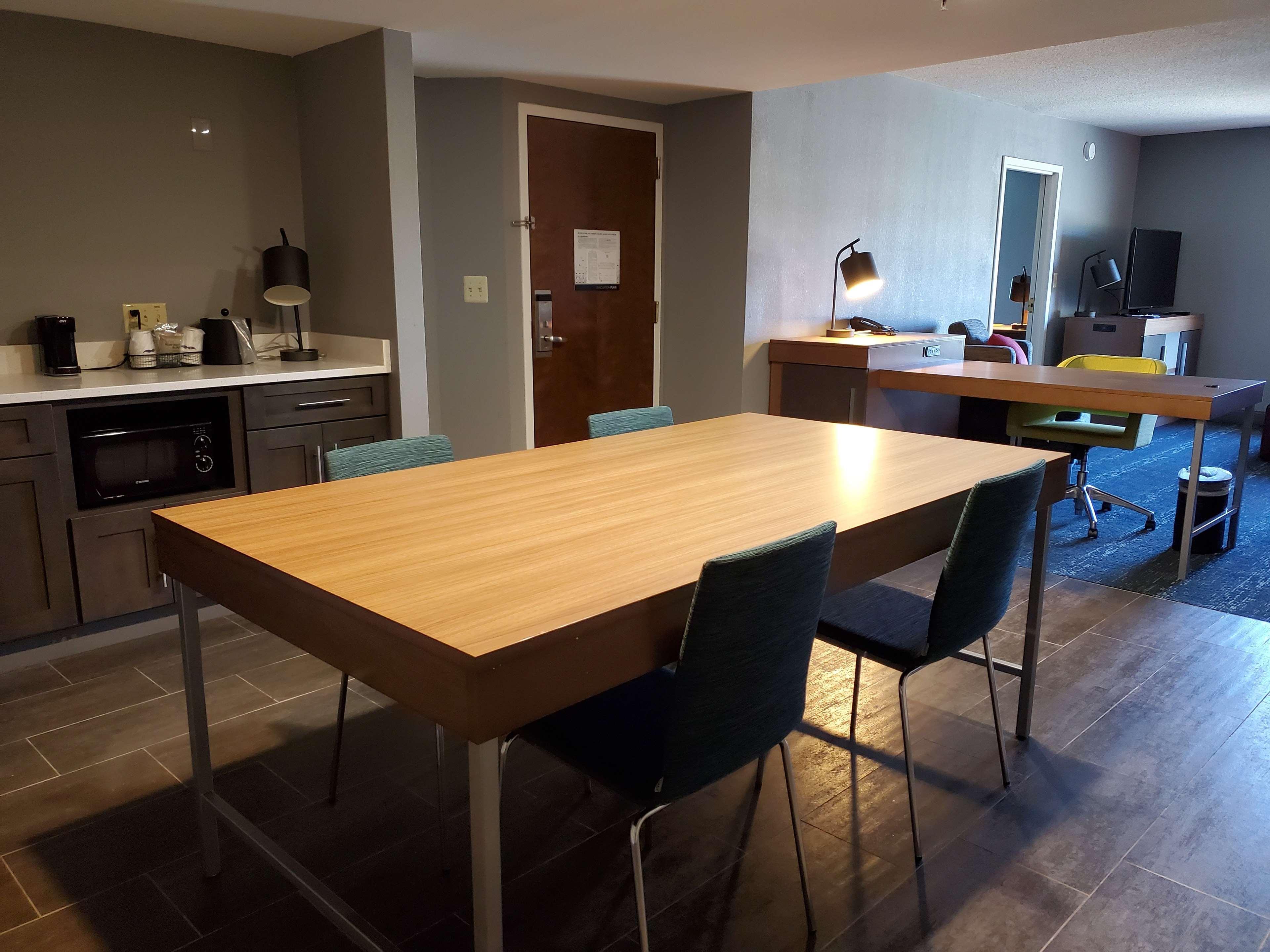 Hampton Inn & Suites Newtown Yardley Kültér fotó