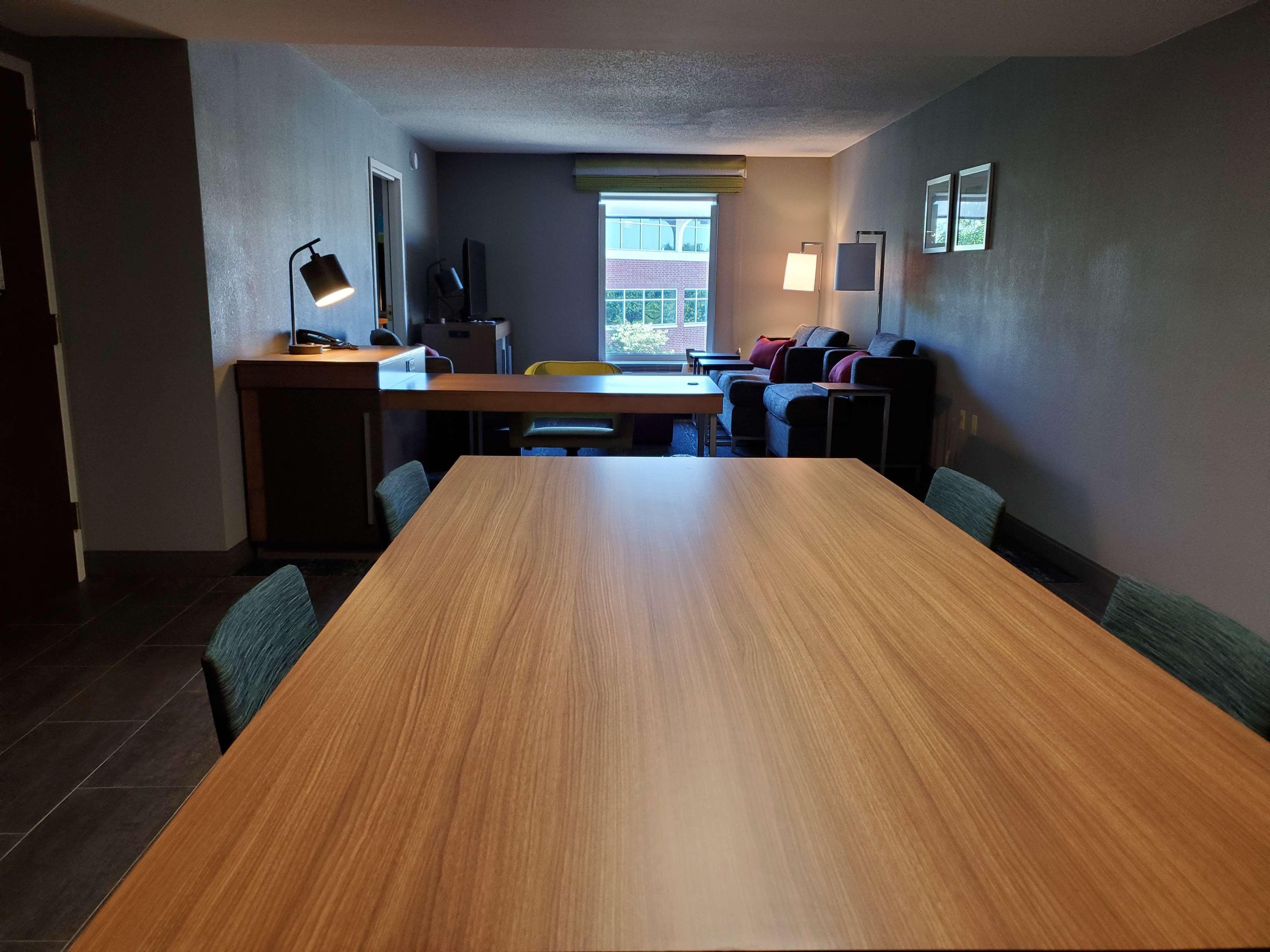 Hampton Inn & Suites Newtown Yardley Kültér fotó