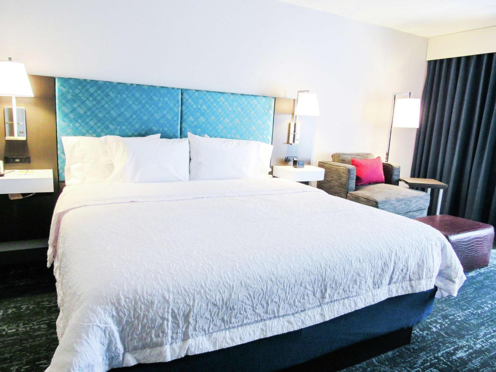 Hampton Inn & Suites Newtown Yardley Kültér fotó