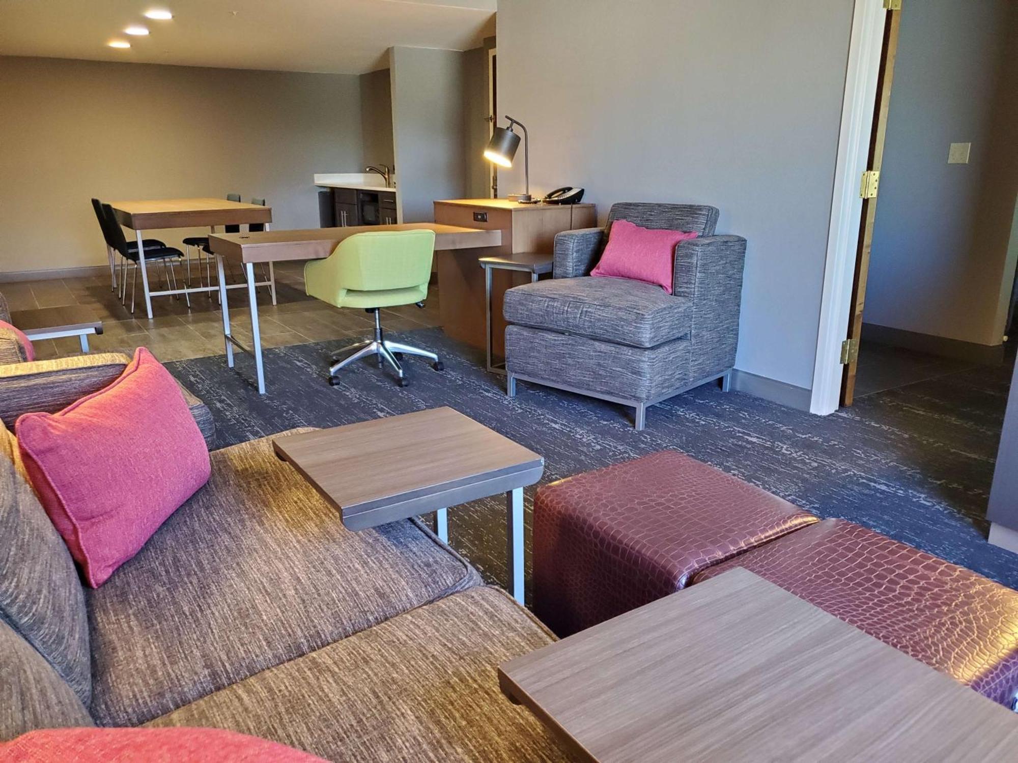 Hampton Inn & Suites Newtown Yardley Kültér fotó