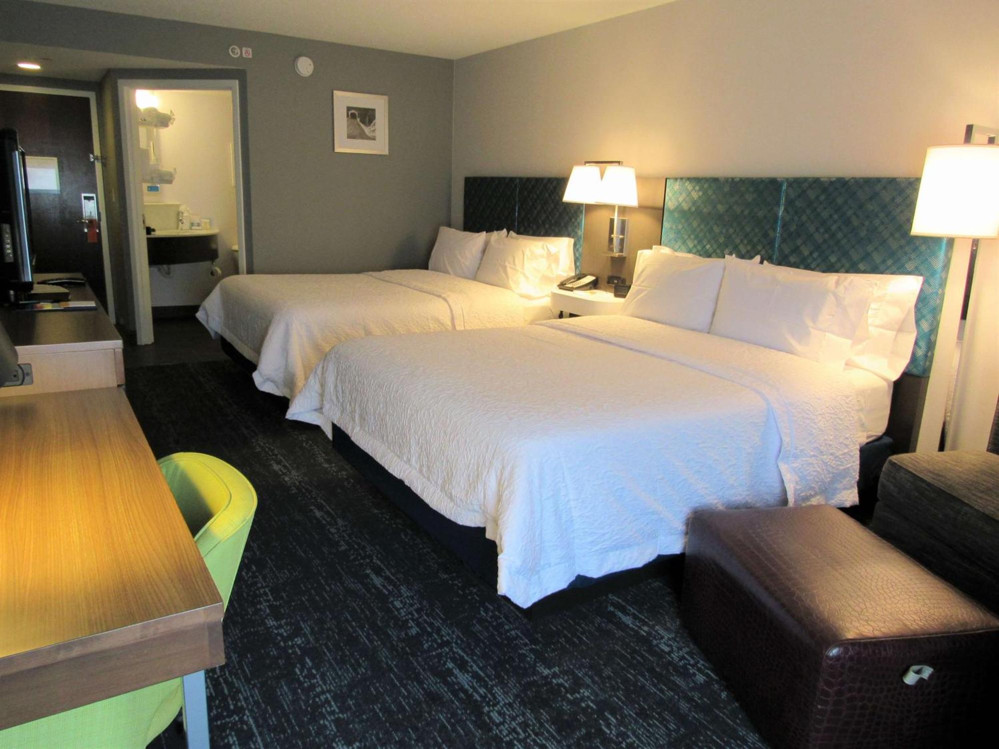 Hampton Inn & Suites Newtown Yardley Kültér fotó