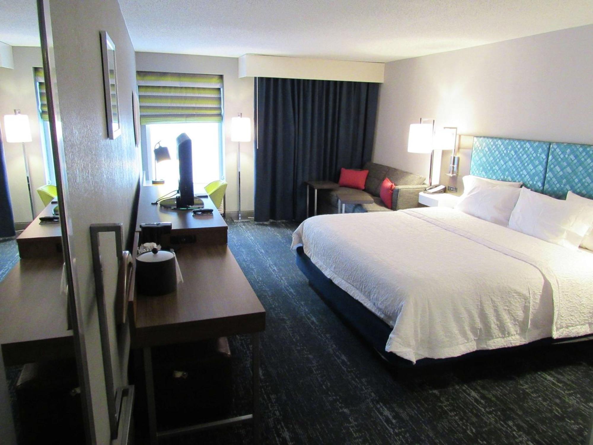 Hampton Inn & Suites Newtown Yardley Kültér fotó