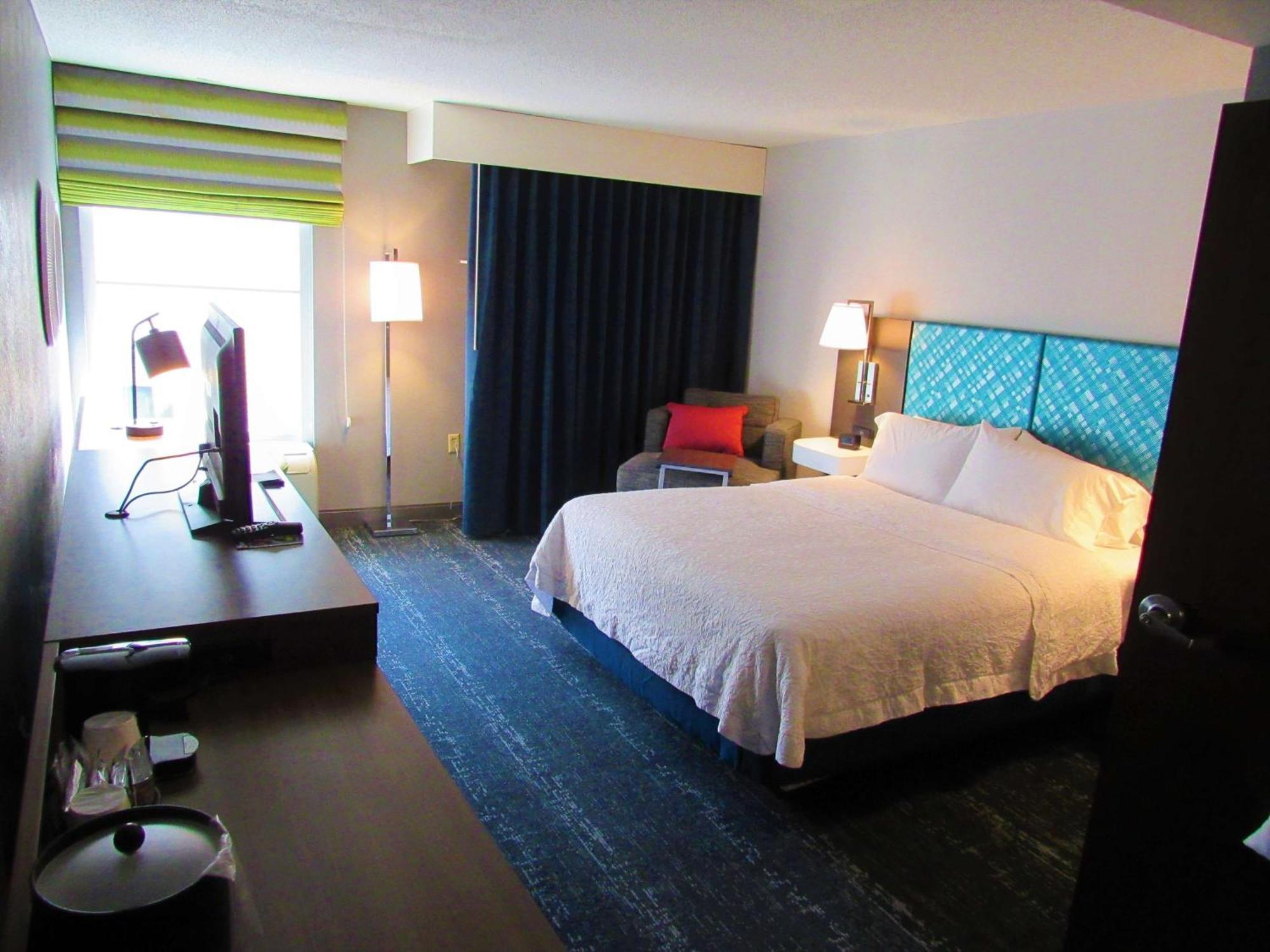 Hampton Inn & Suites Newtown Yardley Kültér fotó